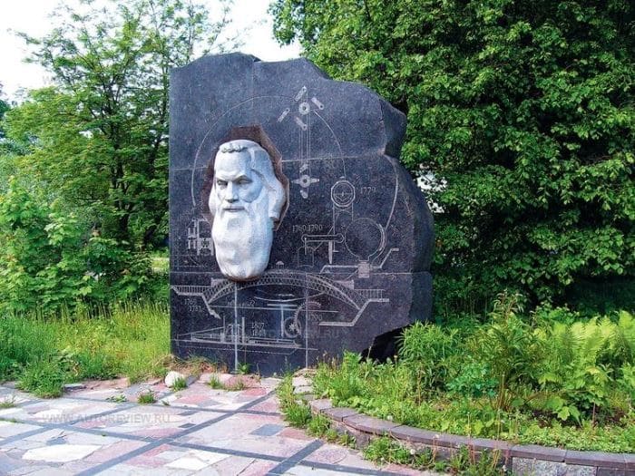 Механик-самоучка Иван Кулибин и его шедевры Механик-самоучка Иван Кулибин и его шедевры