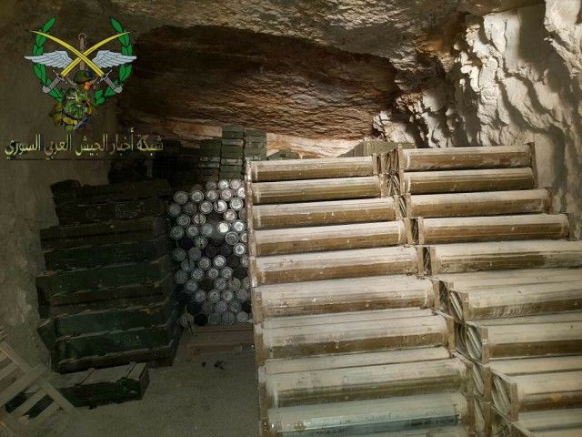 Захваченная горная база боевиков ИГИЛ в Сирии