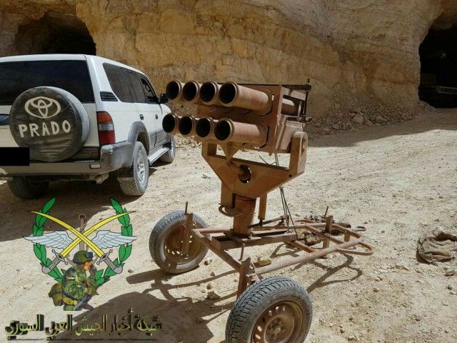 Захваченная горная база боевиков ИГИЛ в Сирии