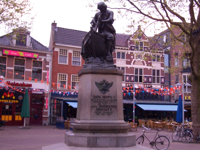 Любопытные факты про зарубежные памятники русским правителям Любопытные факты про зарубежные памятники русским правителям