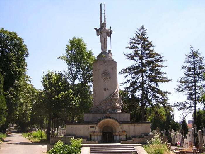 Любопытные факты про зарубежные памятники русским правителям Любопытные факты про зарубежные памятники русским правителям