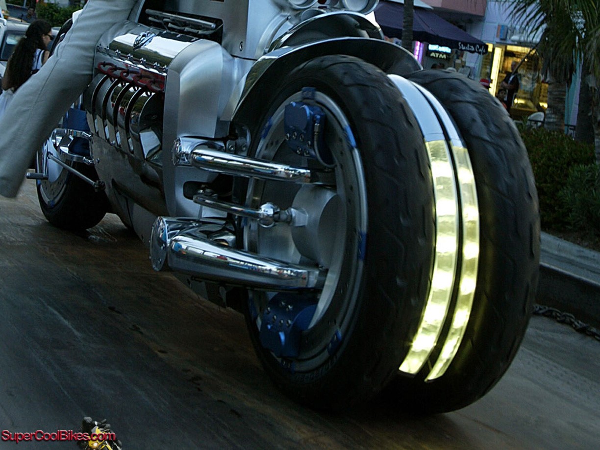 Самый быстрый мотоцикл в мире: Dodge Tomahawk