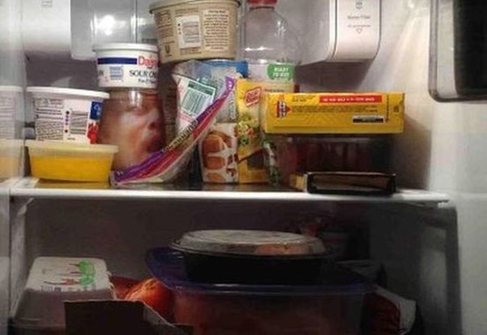 Прикол в холодильнике