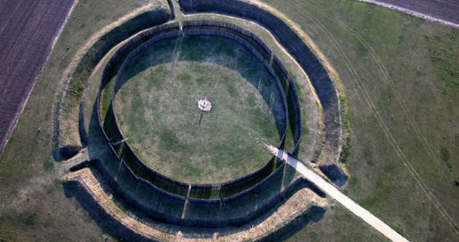 Прогулка по древнейшей обсерватории мира (17 фото)