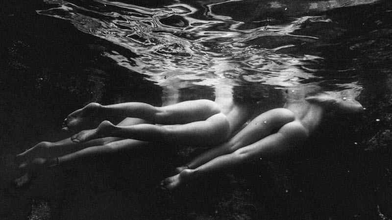 Обнаженные молодые девушки в фотопроекте Кейт Беллм «Подводный мир»