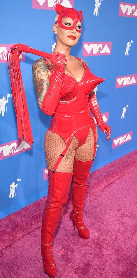 Парад безвкусицы на MTV Video Music Awards 2018