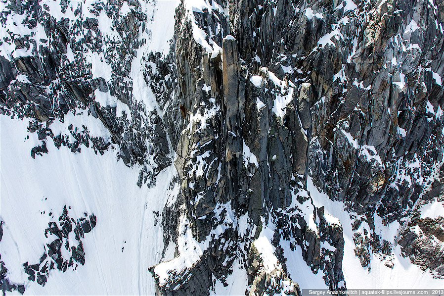 Горная вершина Aiguille Du Midi во Франции Горная вершина Aiguille Du Midi во Франции