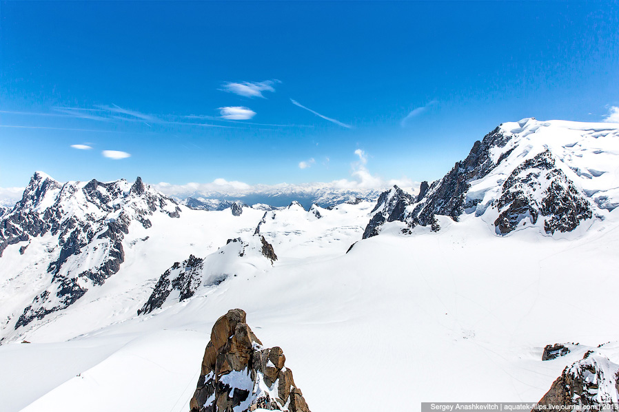 Горная вершина Aiguille Du Midi во Франции Горная вершина Aiguille Du Midi во Франции