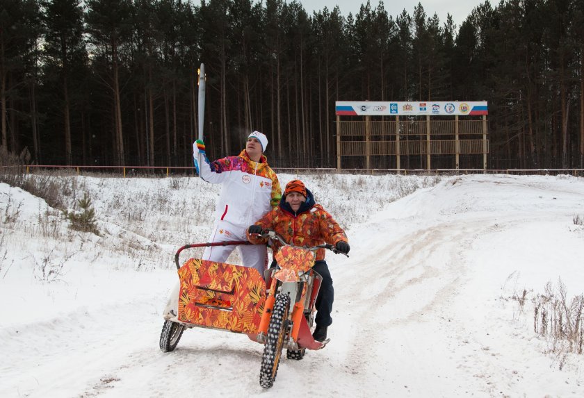 Самые яркие моменты путешествия Олимпийского огня 2014, глазами иностранных журналистов