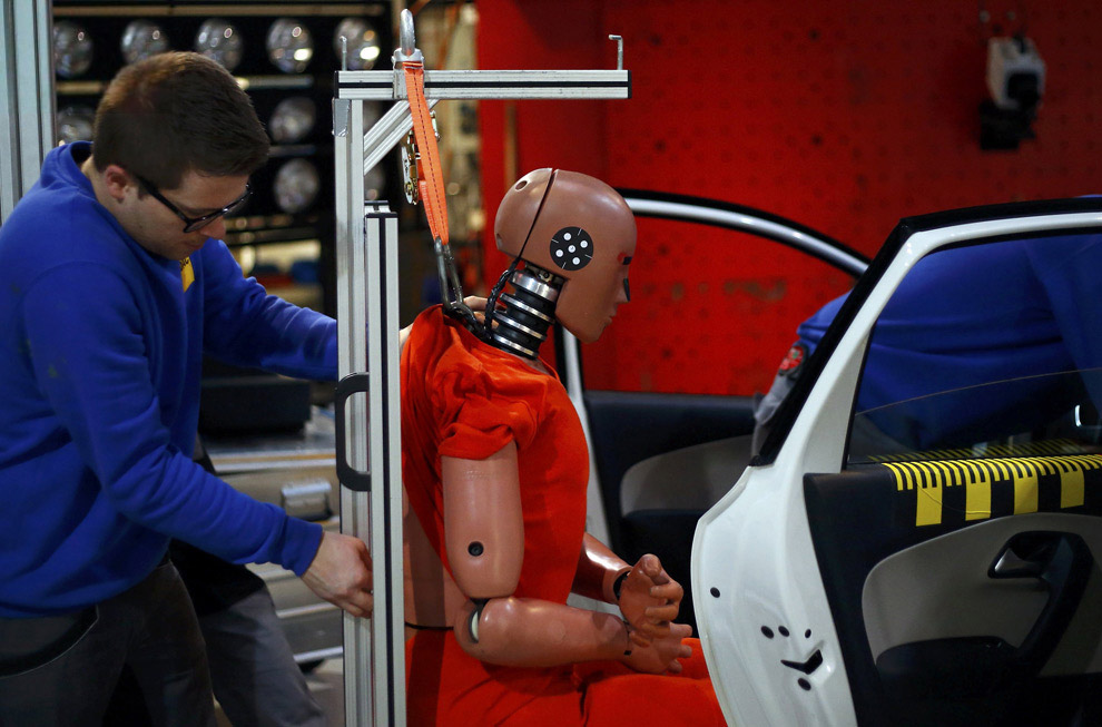 Краш-тесты автомобилей