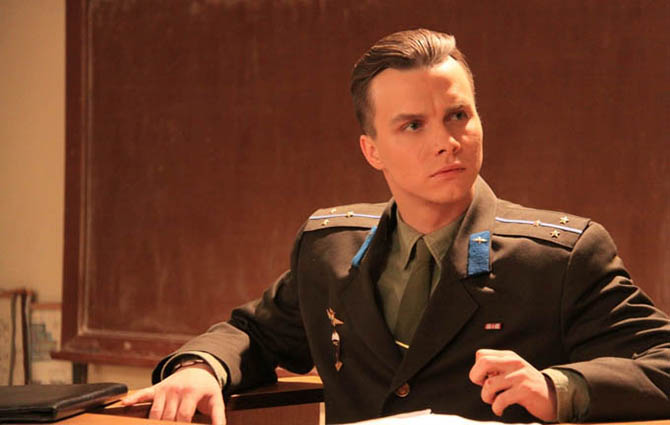 Гагарин. Первый в космосе