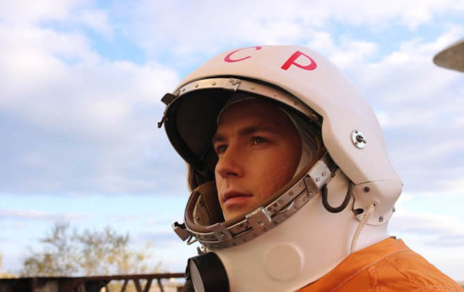 Гагарин. Первый в космосе