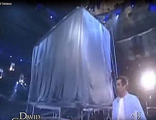 Копперфильда обязали раскрыть секрет трюка Копперфильда обязали раскрыть секрет трюка