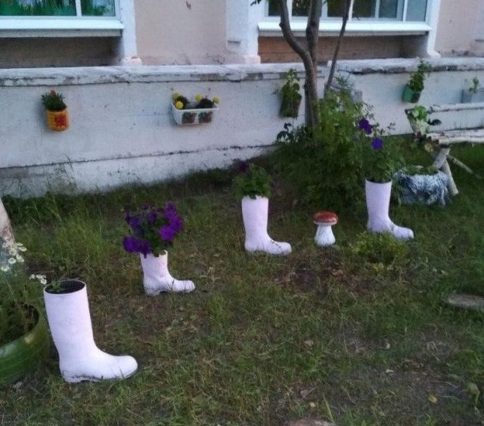 Сомнительные детские площадки