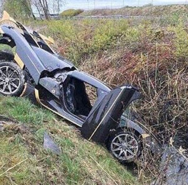 Разбитый перед передачей клиенту гиперкар Koenigsegg Agera RS Gryphon заменят на новый