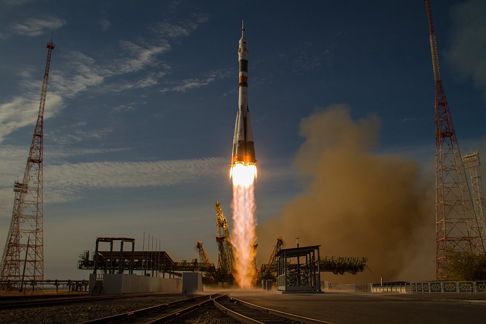 Старт космического корабля «Союз ТМА-06М» с Байконура Старт космического корабля «Союз ТМА-06М» с Байконура