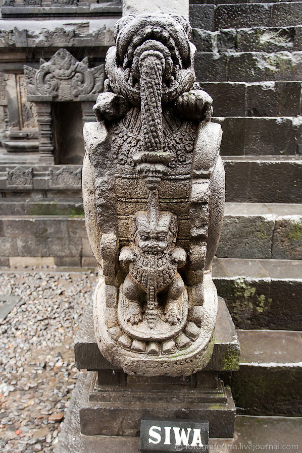 Памятник Всемирного наследия ЮНЕСКО: комплекс храмов Прамбанан