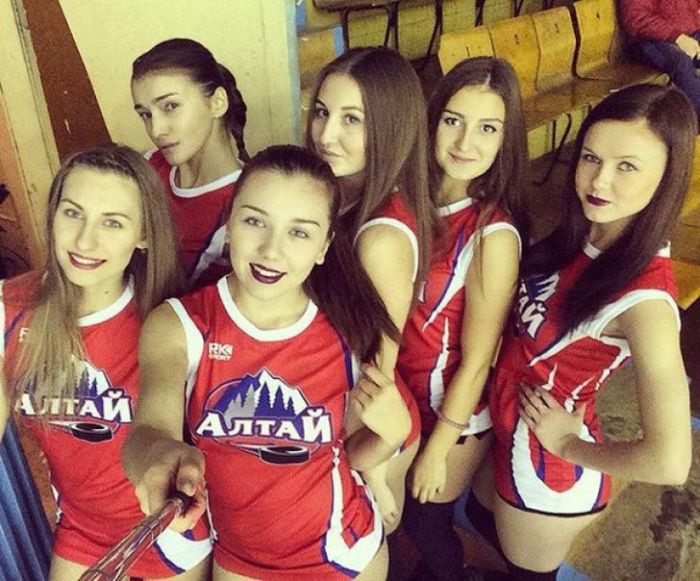 Алтайские чирлидерши устроили забастовку и отказались танцевать на матчах хоккейного клуба «Алтай»