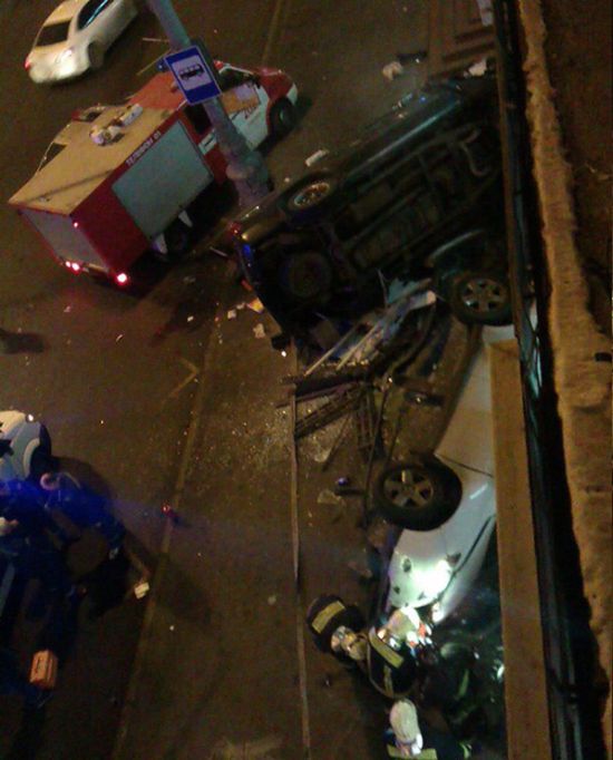 Авария в Москве из-за молодого водителя (5 фото)