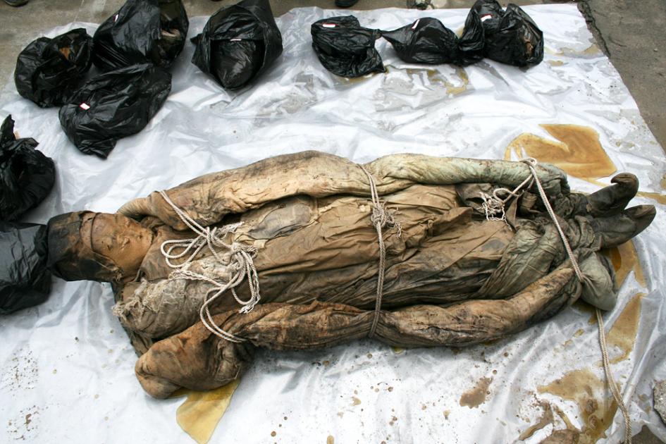 700-летнюю мумию раскопали китайские дорожники