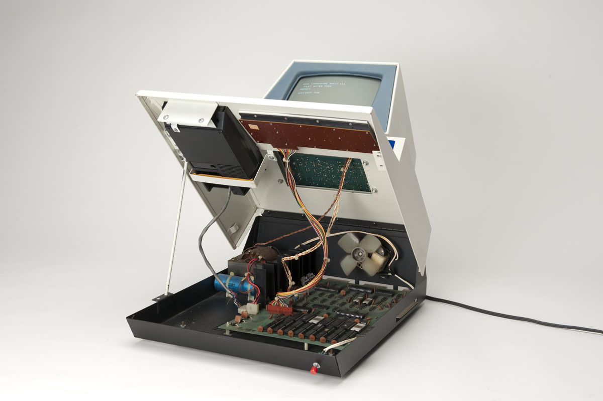 Commodore PET 2001 — домашний компьютер из прошлого Commodore PET 2001 — домашний компьютер из прошлого