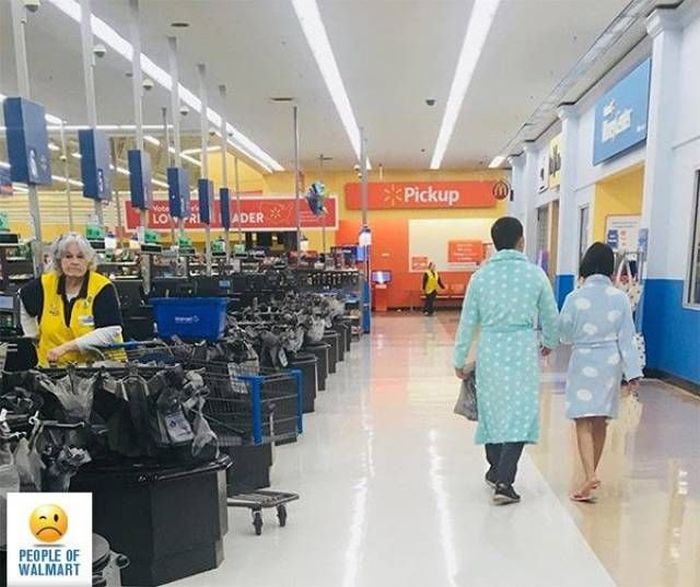 Странные посетители магазинов сети Walmart