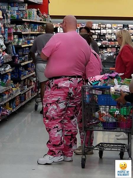 Странные посетители магазинов сети Walmart