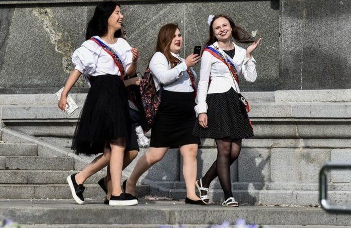 Современные выпускницы