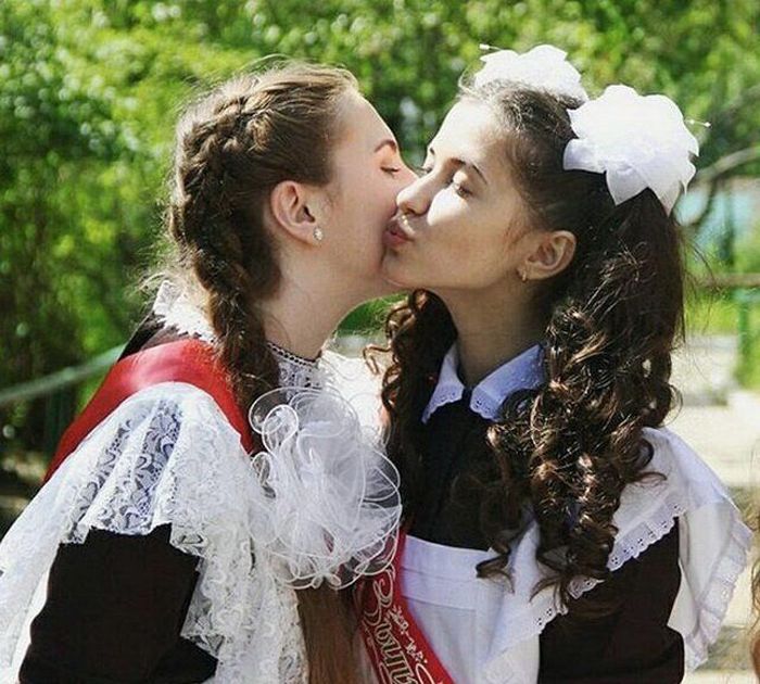 Современные выпускницы