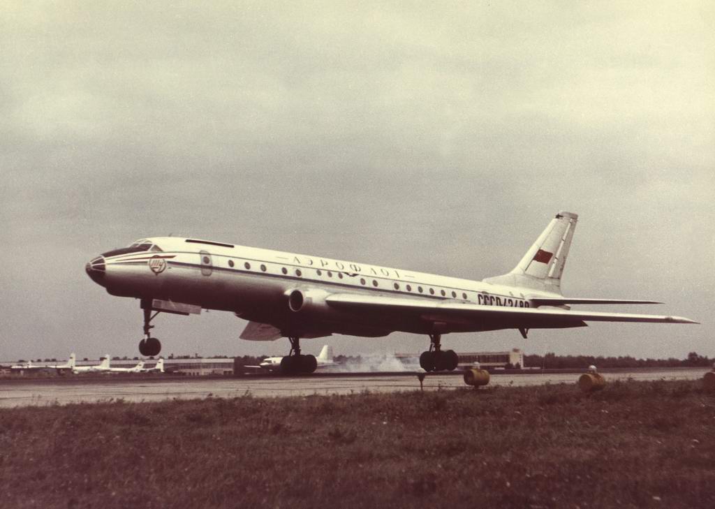 История советского Ту-104
