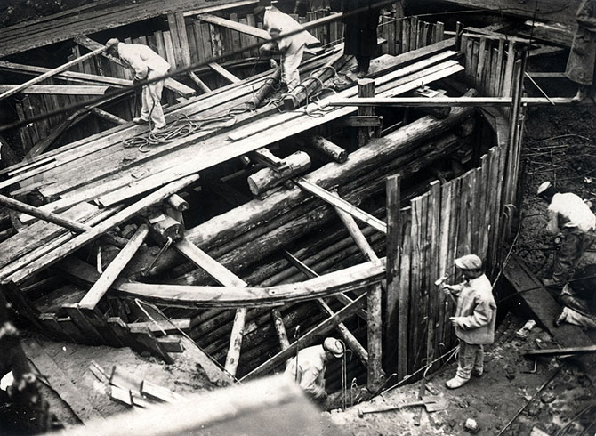 Как строили первую очередь Московского метрополитена (75 фото)