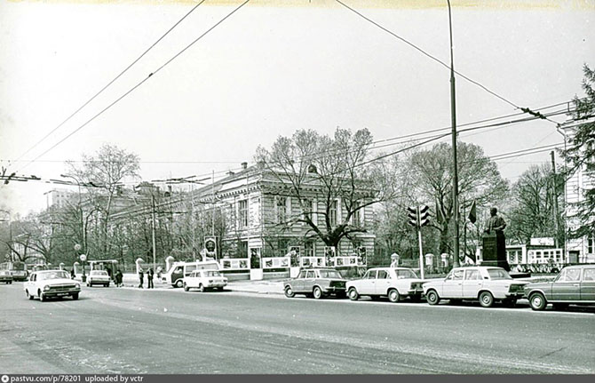 Прогулка по Москве 1981 года Прогулка по Москве 1981 года