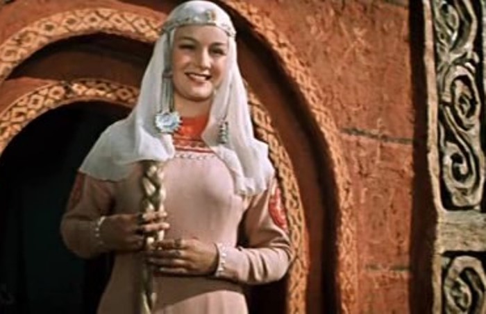Актриса, которую прославила главная роль в фильме «Капитанская дочка» Актриса, которую прославила главная роль в фильме «Капитанская дочка»