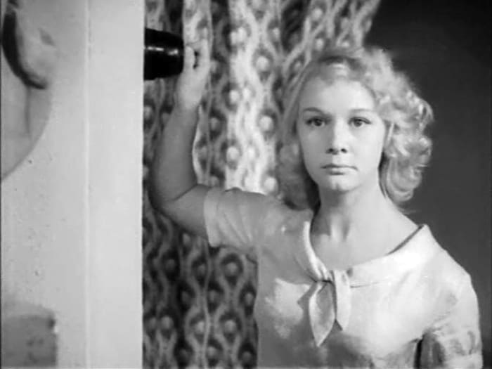 Актриса, которую прославила главная роль в фильме «Капитанская дочка» Актриса, которую прославила главная роль в фильме «Капитанская дочка»