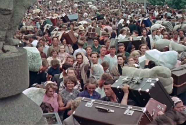 Советские люди: цветная кинохроника 1956 года