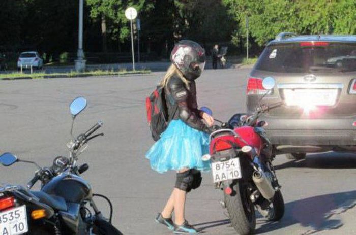 Девушки и мотоциклы