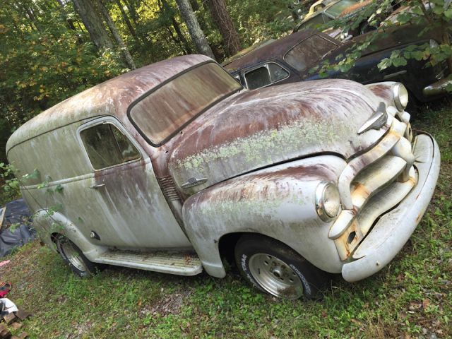 Old Car City - свалка классических автомобилей в США