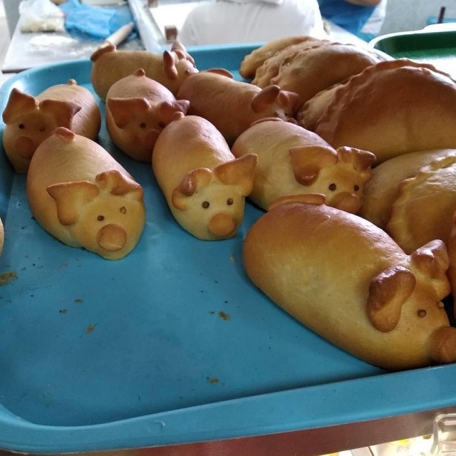 Общественные столовые: душевно и с юмором