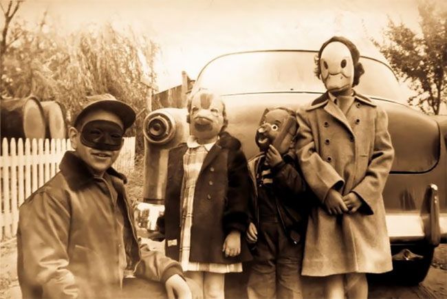 Действительно жуткие наряды на Хэллоуин 1930-х годов