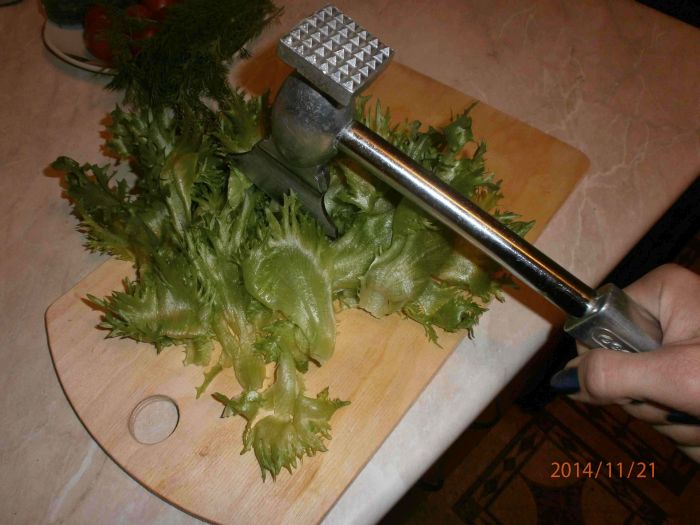 Вот так нужно встречать мужа с рыбалки!