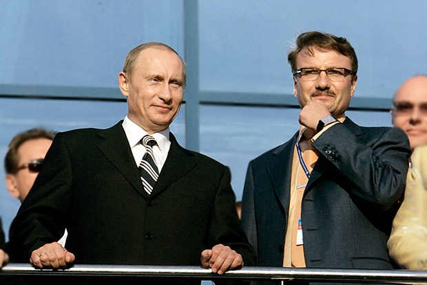 Что дарят Путину бизнесмены и политики Что дарят Путину бизнесмены и политики