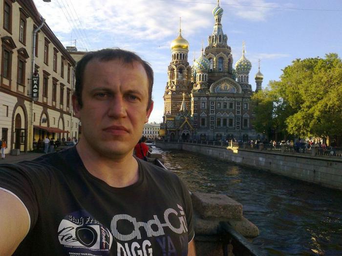 Путешественник с каменным лицом