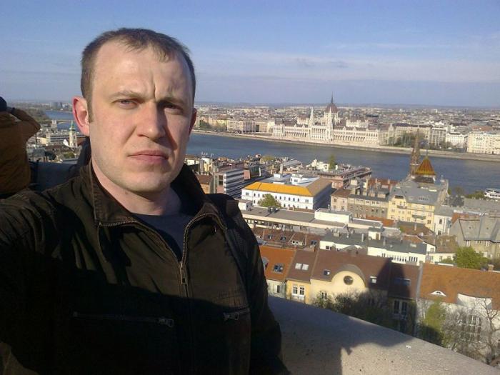 Путешественник с каменным лицом