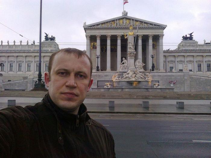 Путешественник с каменным лицом