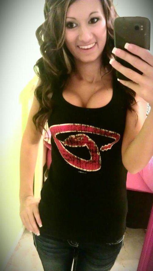 Девушки с достоинством