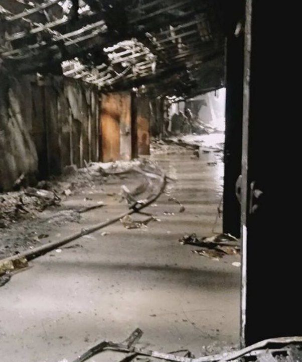 Сгоревший ТЦ "Зимняя вишня" в Кемерово, вид изнутри