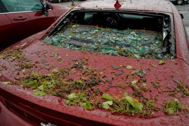 В Алабаме град повредил 380 новых Автомобилей