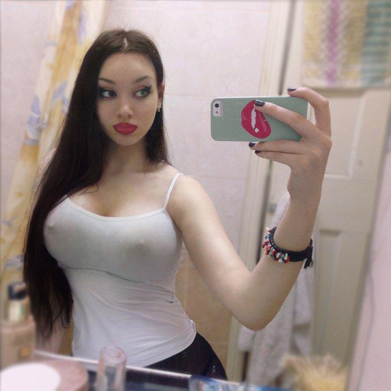 Девушки из социальных сетей