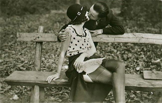 Чулковая эротика 1920-х годов, или когда чулки были настоящим фетишем