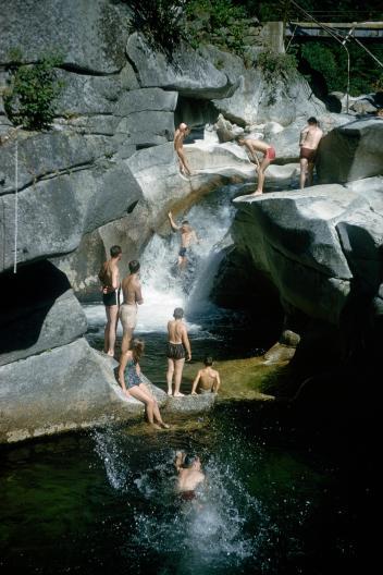 Летний отдых в воде на снимках National Geographic